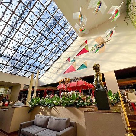 Castro'S Park Hotel Гояния Экстерьер фото